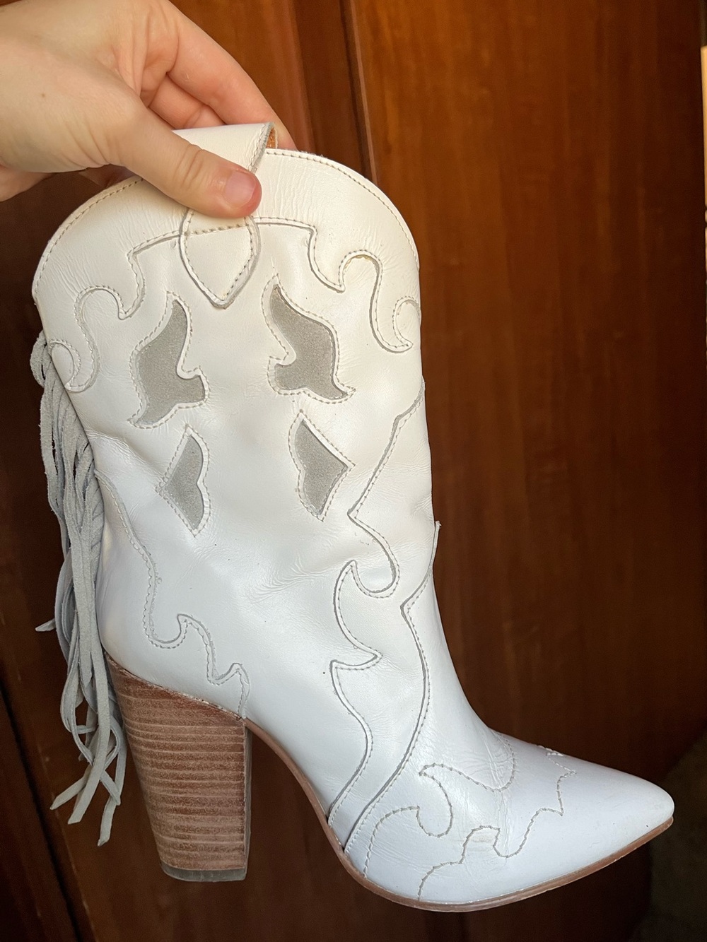 Women’s Dingo White Western Fringe Leather Boots - Picture 6 of 9